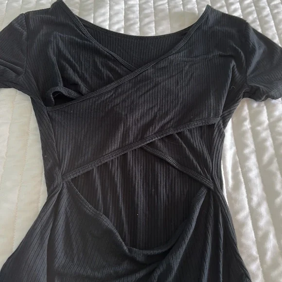 Like new!!! Hollister body suit - Picture 3 of 4